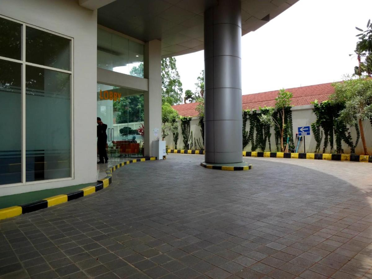 Padina Suites Tangerang Exteriér fotografie